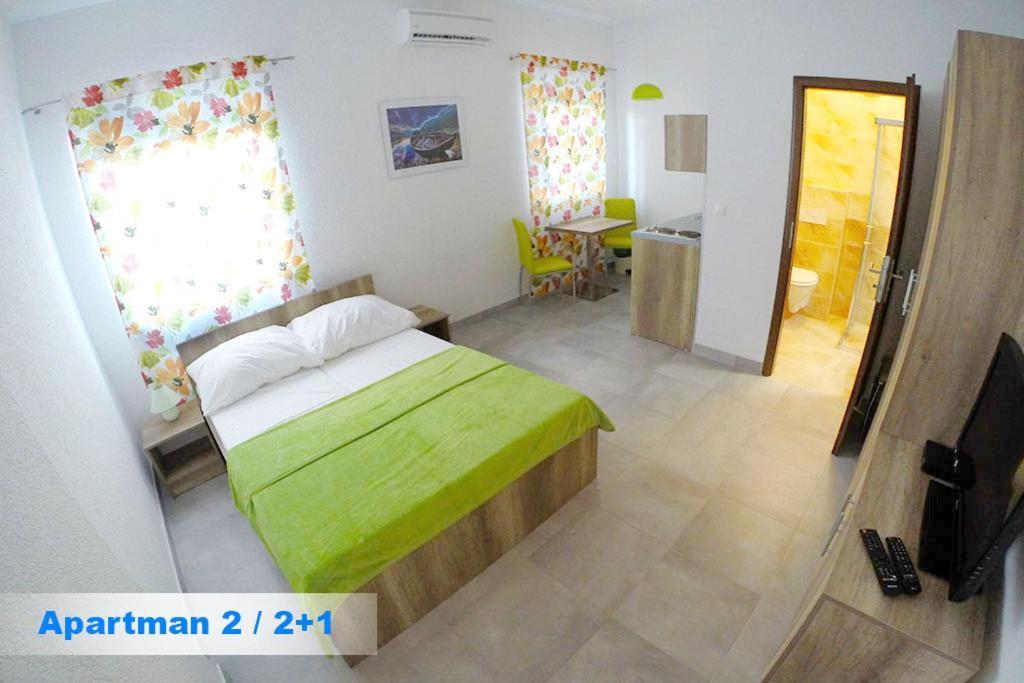 Villa Kristinka Βόντιτσε Εξωτερικό φωτογραφία